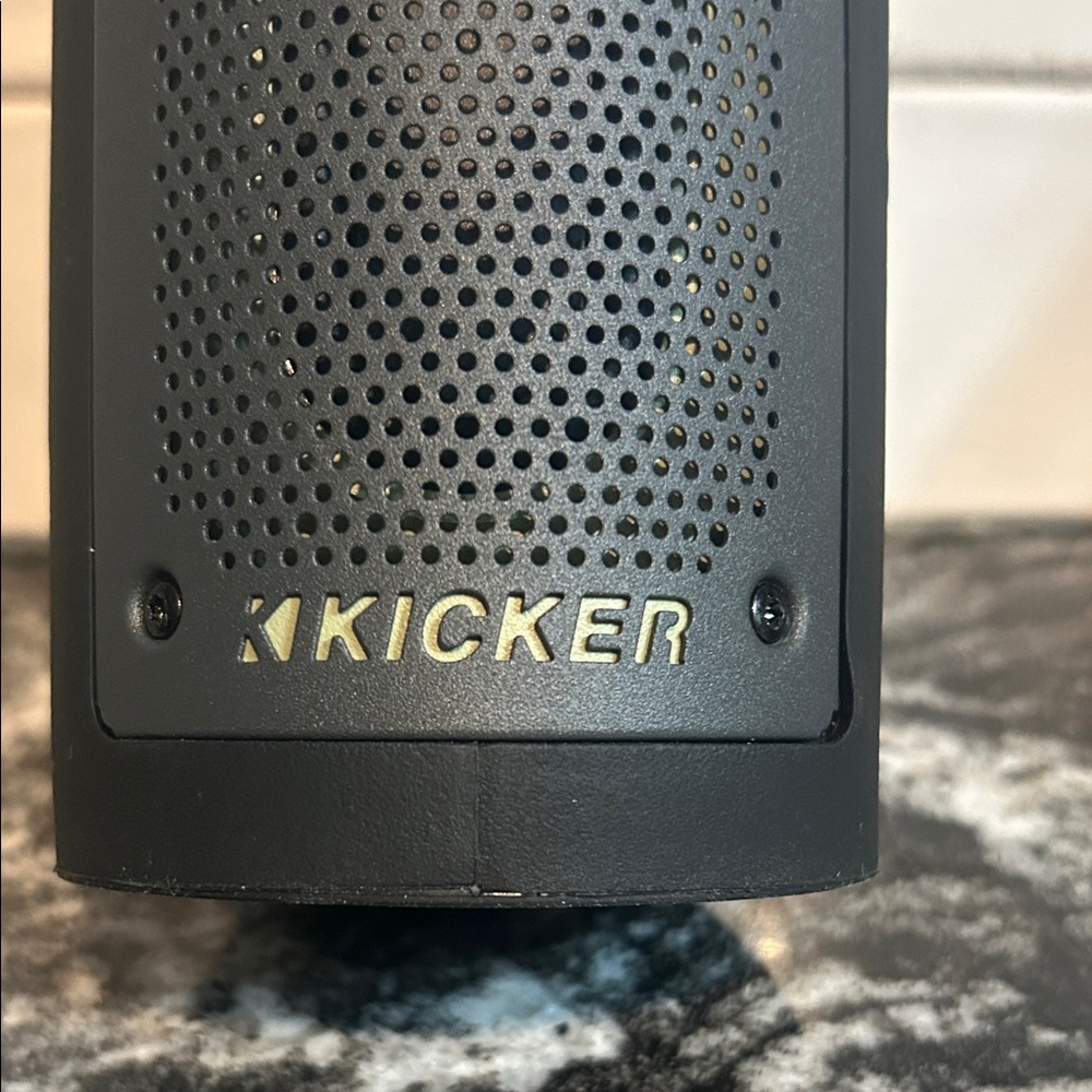 ✅ Kickers Portable Bluetooth Speaker Wireless Loud Bass Rechargeable Party Sound - Picture 4 of 11
